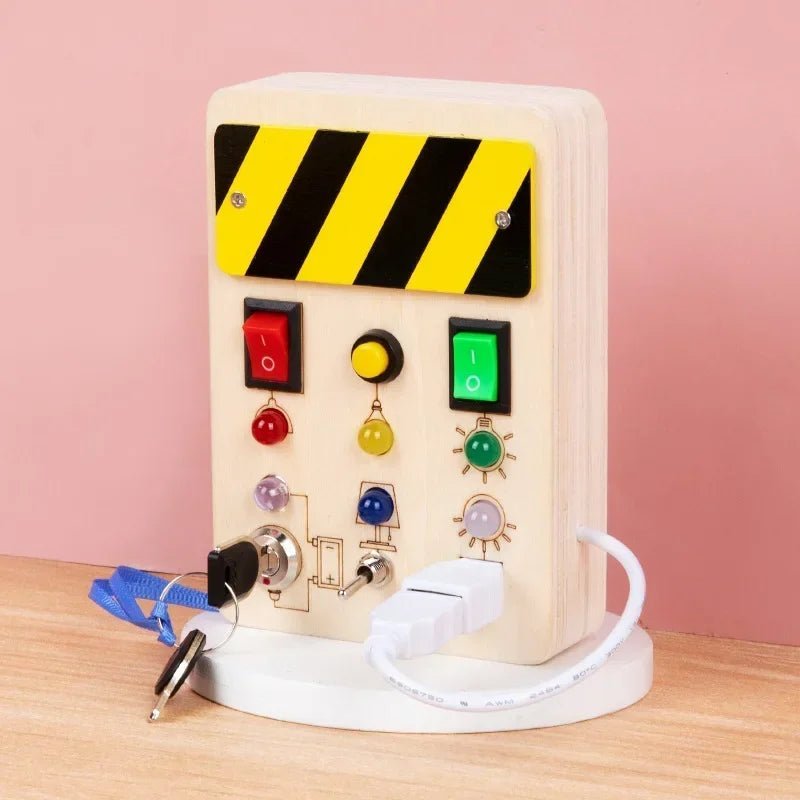 Tableau Montessori - BusyBoardCircuit™ - Déverrouillage de lumière - L'Éveil des tout - petits