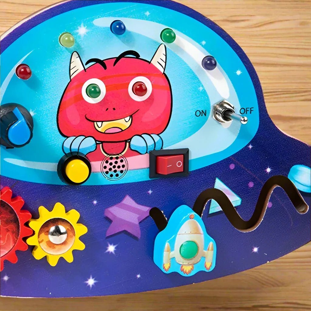 Tableau Montessori - BusyBoardCircuit™ - OVNI - L'Éveil des tout - petits